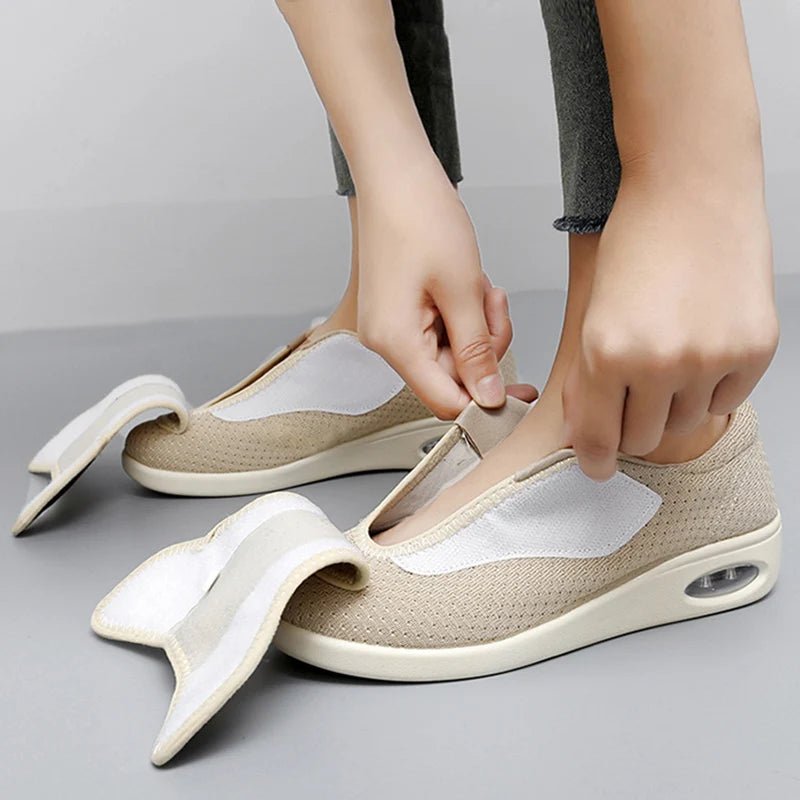Diabetic Walking Shoes for Wide Feet, Orthopaedic Shoes with Adjustable Fit