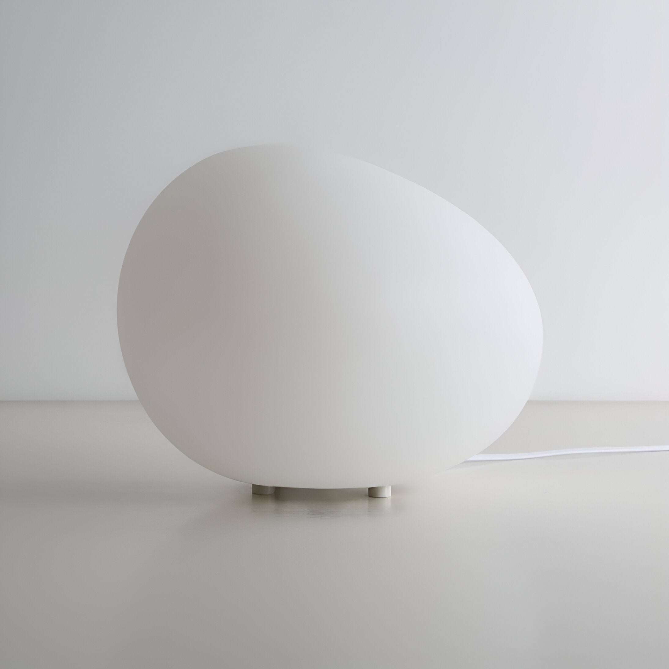 PebbleGlow | Elegant Nature-Inspired LED Table Lamp for Living Room 4