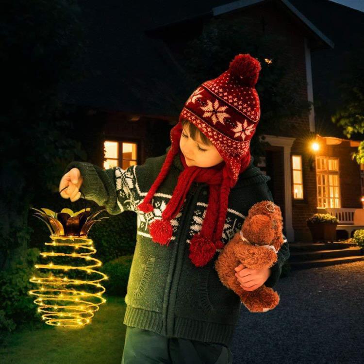 PineappleGlow | Charming Solar LED Hanging Lantern for Outdoor Spaces 4