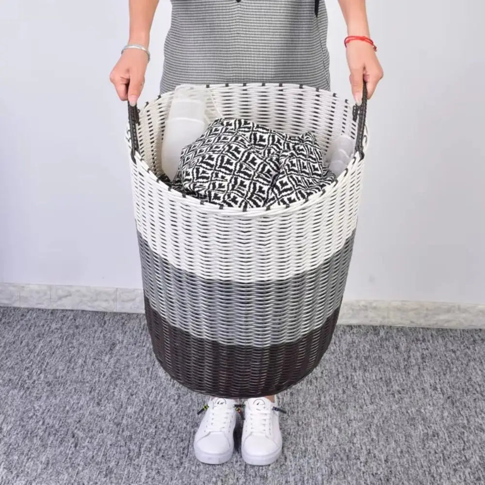 Collapsible Laundry Basket 22 x 24 x 18 cm, Small Washing Basket in Rattan Style – image 4