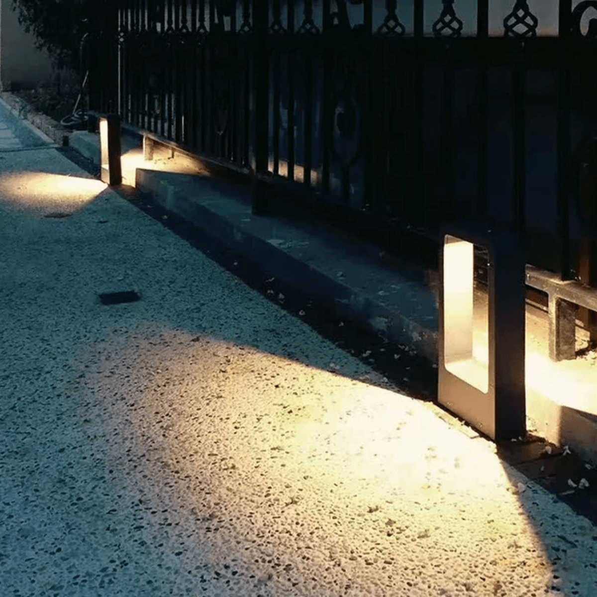 Outdoor Garden Lights, LED Driveway Lights for Paths and Flower Beds – image 4