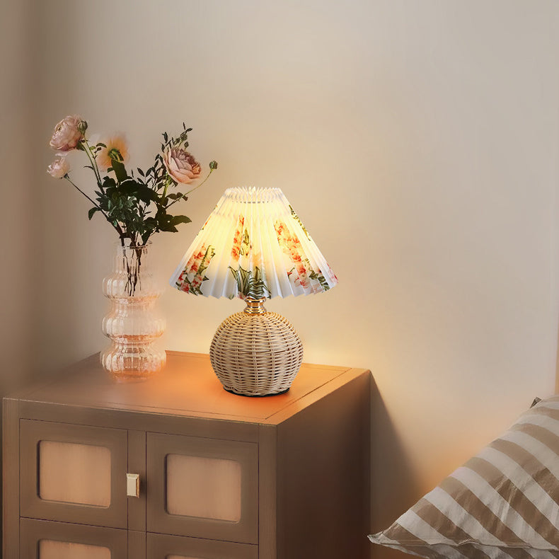 RattanGlow | Elegant Natural Rattan USB Table Lamp with Fabric Shade 4