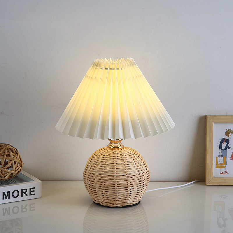 RattanGlow | Elegant Natural Rattan USB Table Lamp with Fabric Shade 9