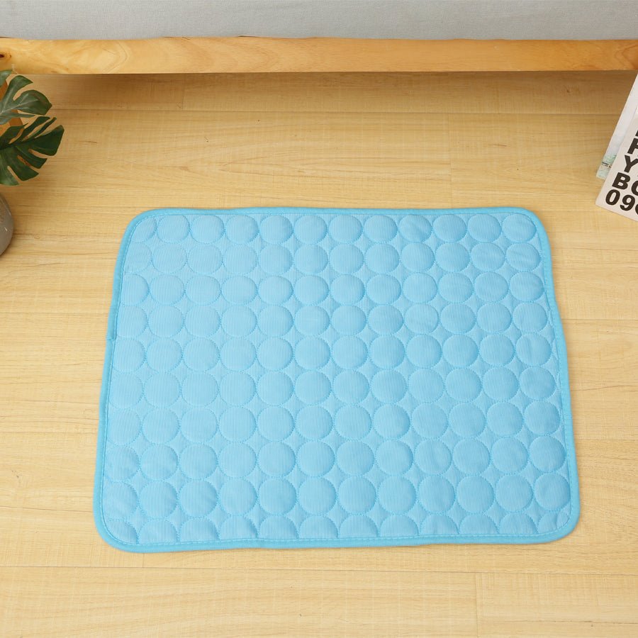 Cooling Blanket for Bed, Lightweight Cooling Summer Blanket for Warm Days, Cool Blanket for Bedroom and Travel_02