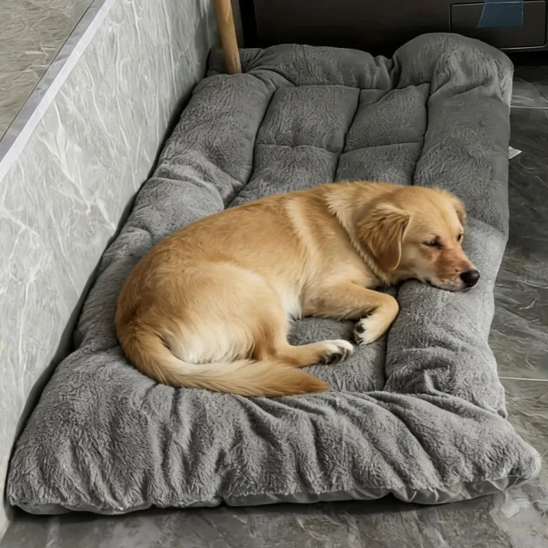 Dog Mats for Sleeping, Thick Plush Dog Pad 120 x 60 cm, Flat Dog Bed Mat for Small to Large Dogs_03