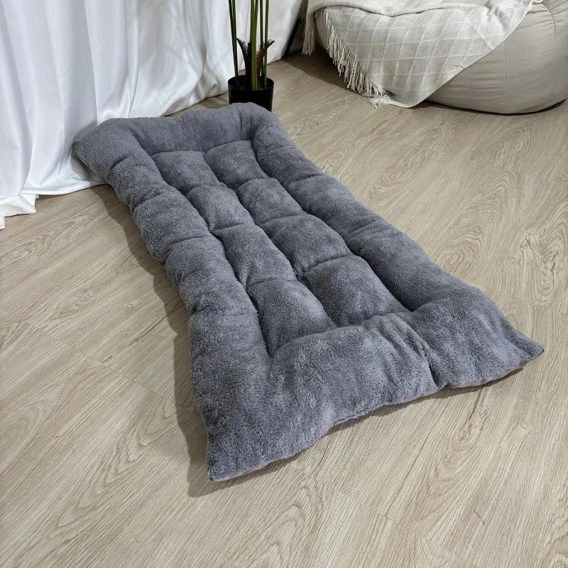 Dog Mats for Sleeping, Thick Plush Dog Pad 120 x 60 cm, Flat Dog Bed Mat for Small to Large Dogs_05