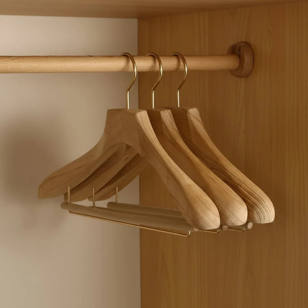 Wooden Coat Hangers, Wide Wooden Clothes Hangers for Wardrobe, Trouser Hangers, Set of 3 for Clothes Storage_06