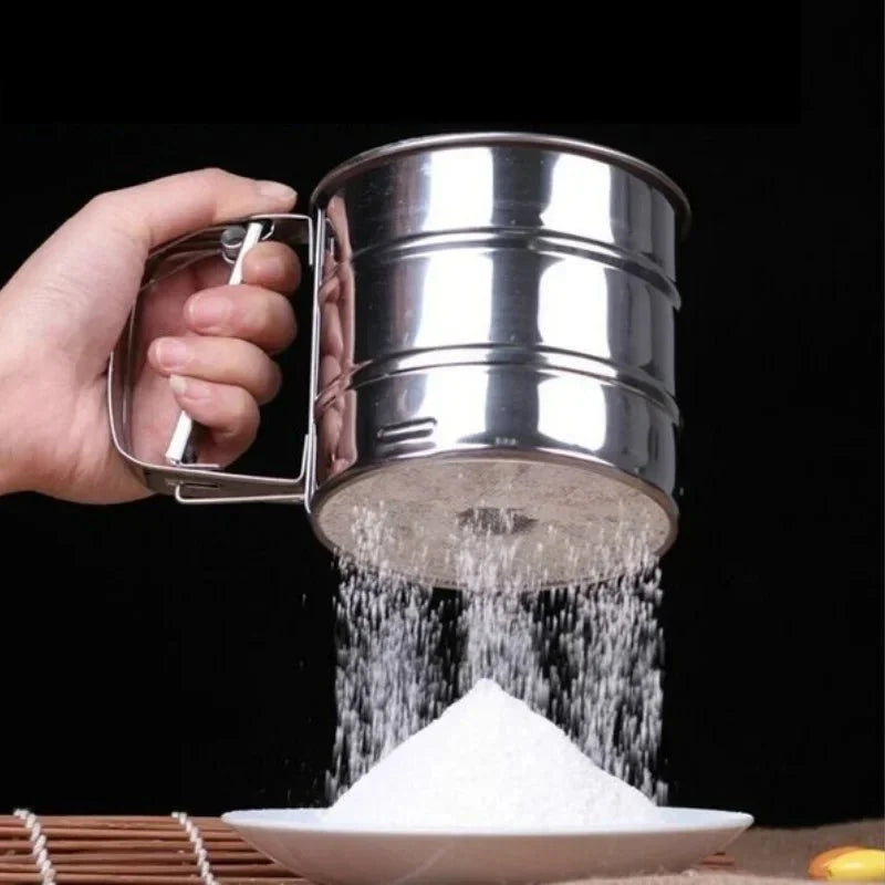 Stainless Steel Flour Sifter, One Handed Kitchen Sieve for Icing Sugar, Baking Equipment and Kitchen Accessories_01