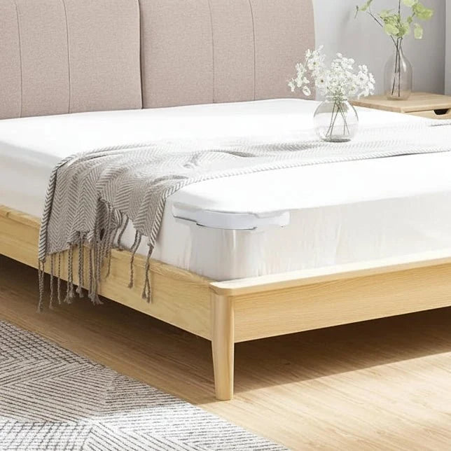 Fitted Sheet Clips with Straps, Bed Sheet Holders and Sheet Grippers, Bedroom Accessories to Keep Sheets in Place