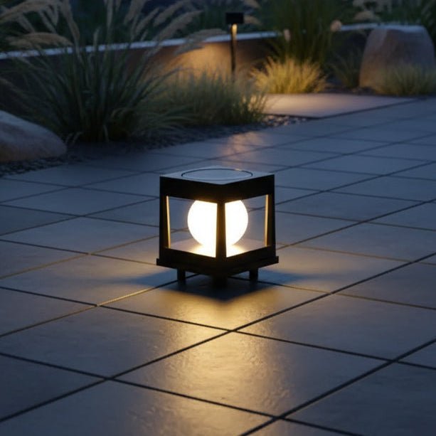 Outdoor Lights, Solar Garden Lights, Outdoor Solar Lights for Path and Driveway in Warm or White Light_00