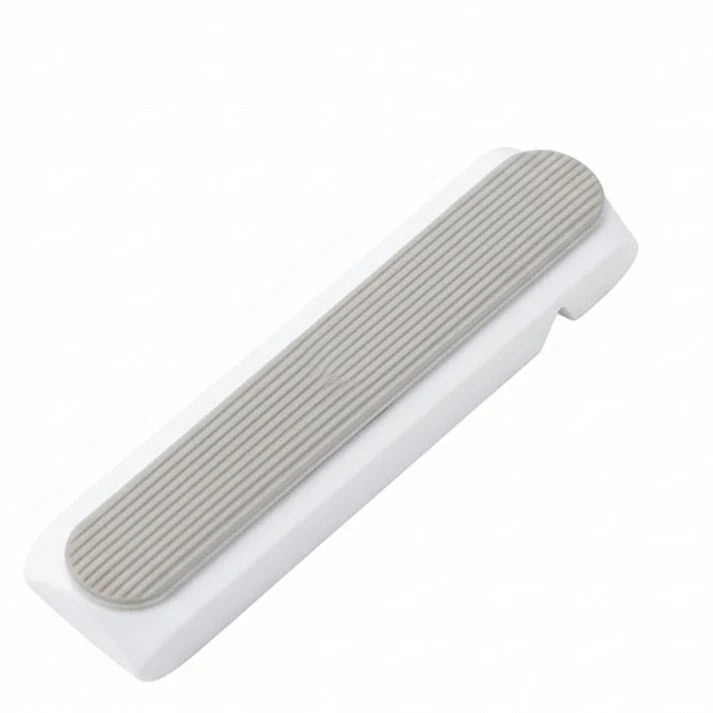 Finger Guard for Cutting, Vegetable Holder with Clamping Prongs, Onion Holder, Kitchen Gadget for Safe Slicing_08