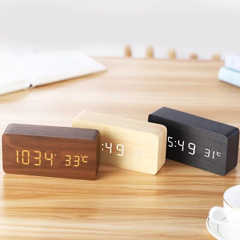 Digital Alarm Clock, LED Digital Clock with Temperature Display in Wood Look, Bedside Clock with 3 Alarms and USB Cable_00
