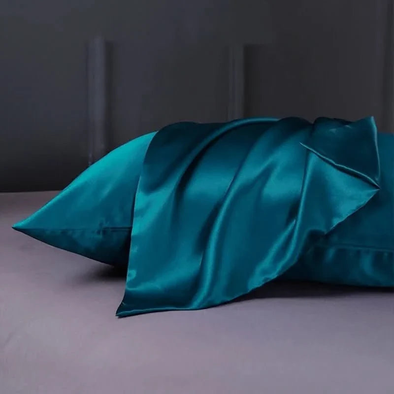 Silky Pillowcase with Zip, Satin Pillow Case in 5 Sizes, Soft Pillow Covers in 19 Colours for Bedroom
