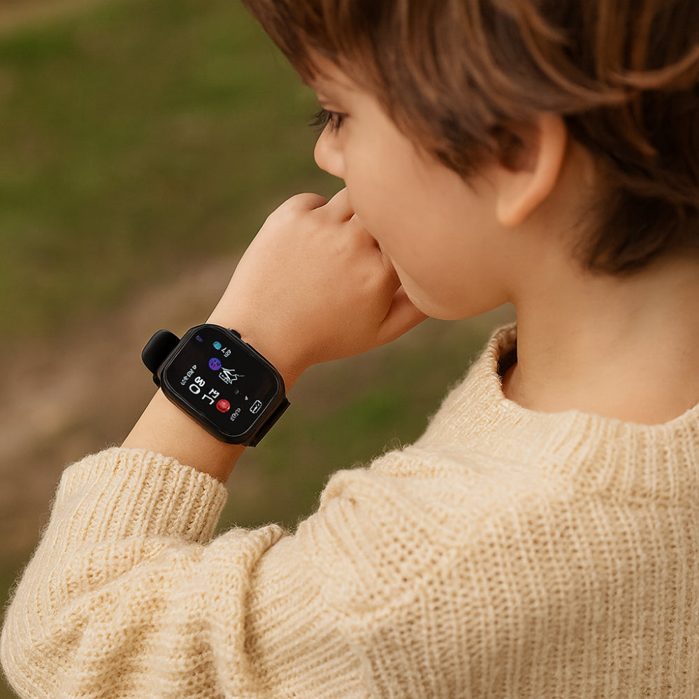 Smartwatch for Kids | 4G GPS Tracker with Camera & Touchscreen | Waterproof Design for Active Play 1