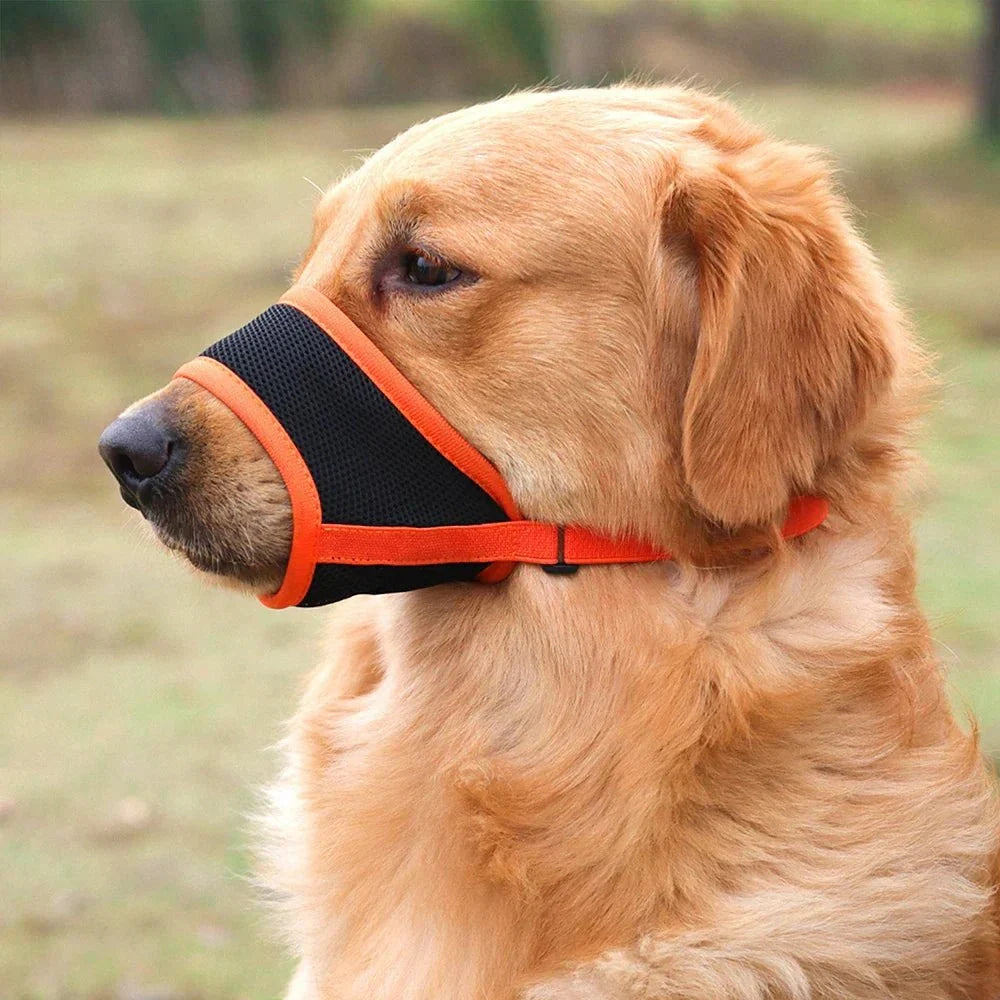 Soft Dog Muzzle, Adjustable Breathable Muzzle for Dogs, Dog Muzzle for Small Dogs and Large Breeds on Walks_03