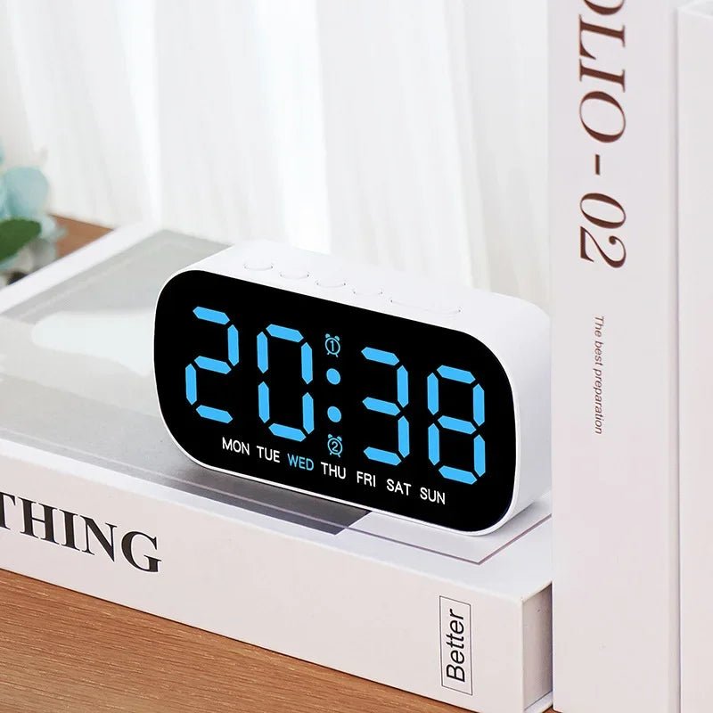 Digital Alarm Clock with Temperature and Date, LED Bedside Clock with Dual Alarm – image 6