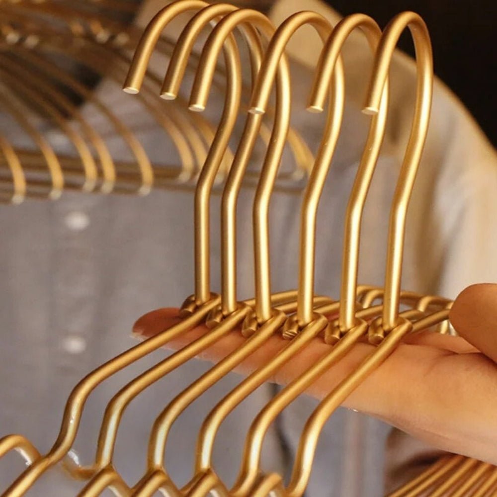 Coat Hangers Slim, Space Saving Clothes Hangers in Aluminium, Non Slip Garment Hangers, Wardrobe Organiser_04